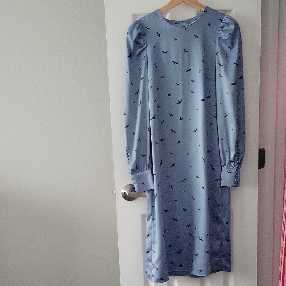 H&M Light Blue Long Sleeve Dress with Black Pattern